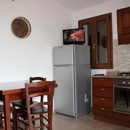 Oleandro Apartment Lotzorai